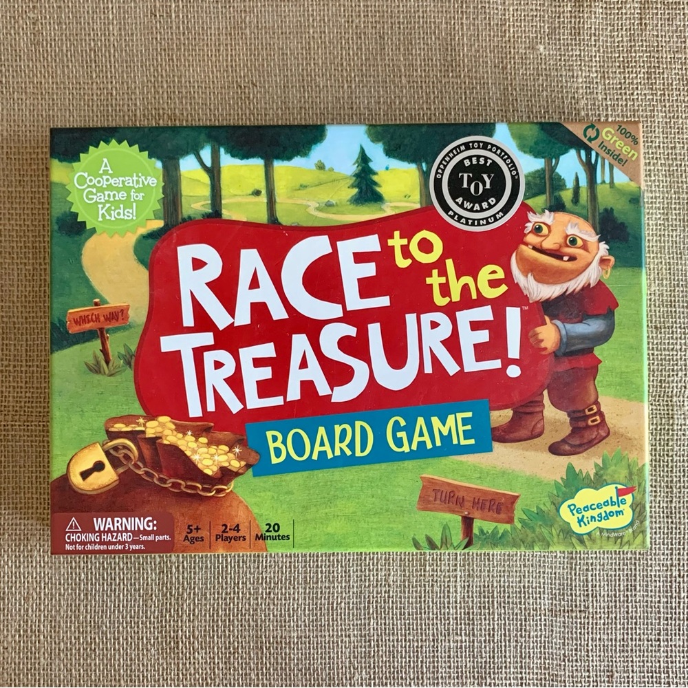 PEACEABLE KINGDOM Race to the Treasure! Cooperative Path Building Game Ages 5+